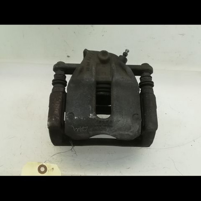 Etrier de frein avant gauche occasion RENAULT MODUS Phase 1 09-2004->12-2007 1.4i 16v 7701208332 1