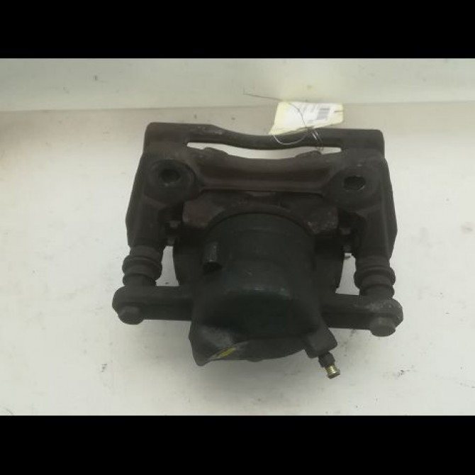 Etrier de frein avant gauche occasion RENAULT MODUS Phase 1 09-2004->12-2007 1.6i 16v 7701208332 2