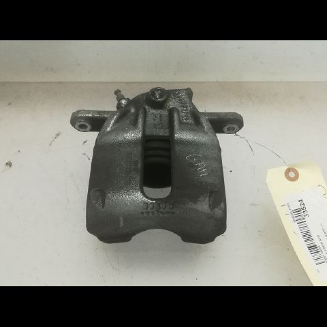 Etrier de frein avant droit occasion RENAULT CAPTUR Phase 1 02-2013->... 0.9 90 ch 7701208333 1