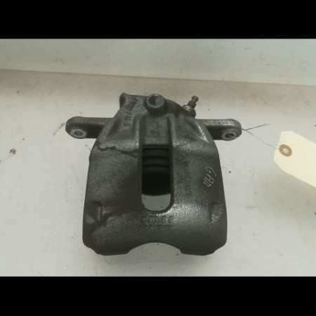 Etrier de frein avant gauche occasion RENAULT CAPTUR Phase 1 02-2013->... 0.9 90 ch 7701208332