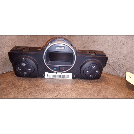 Commande de chauffage occasion RENAULT CLIO III Phase 1 09-2005->03-2009 1.6i 16v 110ch 8200296683