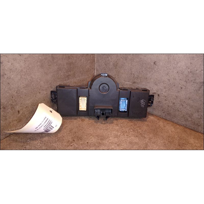 Commande de chauffage occasion RENAULT CLIO III Phase 1 09-2005->03-2009 1.6i 16v 110ch 8200296683 2