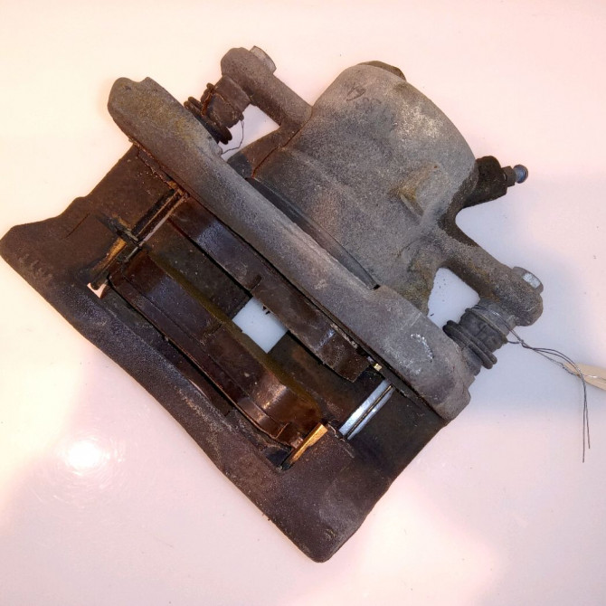 Etrier de frein avant droit occasion RENAULT KANGOO II Phase 2 01-2013->... 1.5 DCI 75ch 7701208333 2