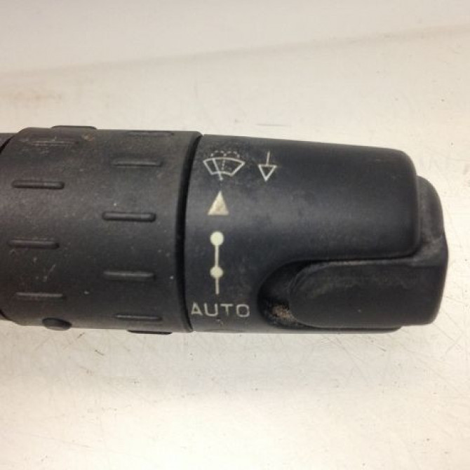 Commande essuie glace occasion PEUGEOT 406 COUPE Phase 1 05-1997->12-2004 6239A8 2