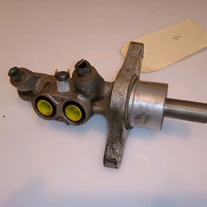 Maitre cylindre occasion RENAULT CLIO III Phase 1 09-2005->03-2009 1.5 DCI 70ch 7701208838 1