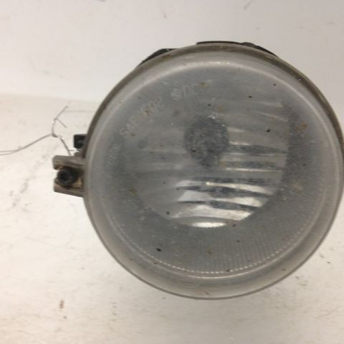 Phare antibrouillard avant droit occasion CHRYSLER VOYAGER II Phase 1 03-1991->12-1995 2.5 TURBO D 4805857AA 1