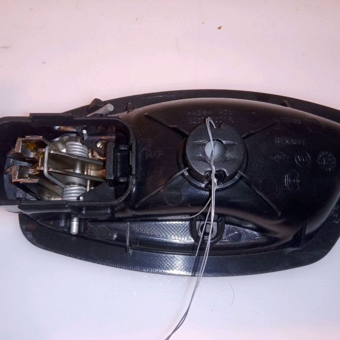 Poignee int porte avd occasion RENAULT CLIO IV Phase 1 07-2012->... 1.5 DCI 90ch 826724399R 2
