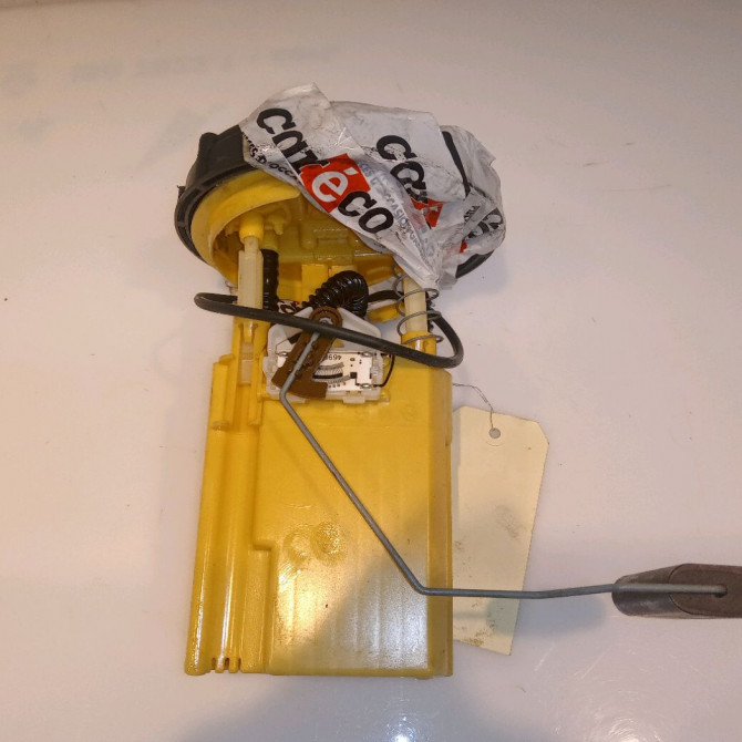 Pompe à carburant immergée occasion RENAULT CLIO IV Phase 1 07-2012->... 1.5 DCI 90ch 172021275R 2