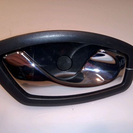 Poignee int porte avd occasion RENAULT CLIO IV Phase 1 07-2012->... 1.5 DCI 90ch 826724399R