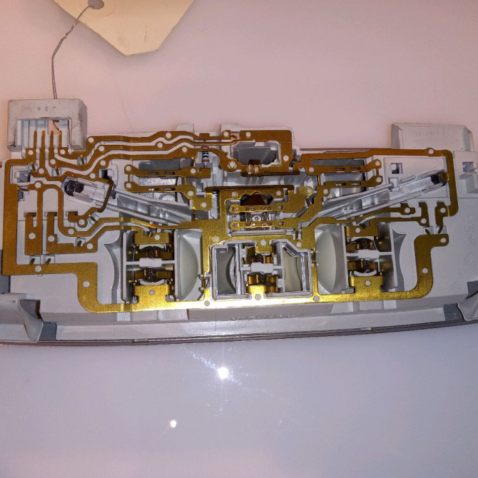 Plafonnier occasion RENAULT LAGUNA III Phase 1 10-2007->10-2010 2.0 DCI 150ch 264300005R 2