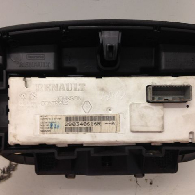 Afficheur digital occasion RENAULT MEGANE III Phase 1 11-2008->01-2012 1.4 TCE 16v 130ch 3