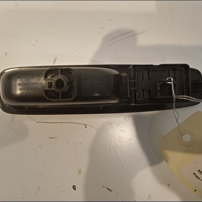 Commande leve-glace porte arrière gauche occasion RENAULT MEGANE IV Phase 1 12-2015->... 1.5 DCI 8v 110ch 254214896R 2