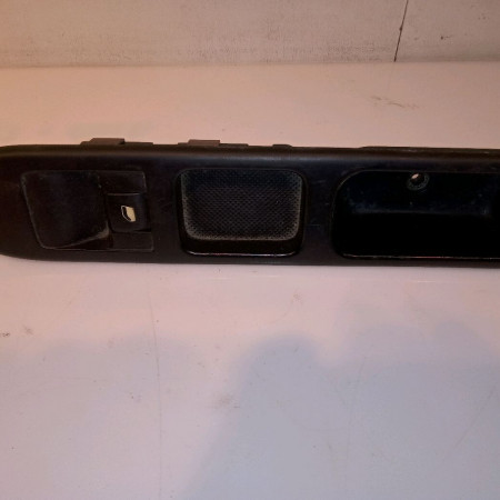 Commande lève-glace porte avant droite occasion PEUGEOT 307 Phase 1 04-2001->06-2005 2.0i 16v 138ch 6554E7