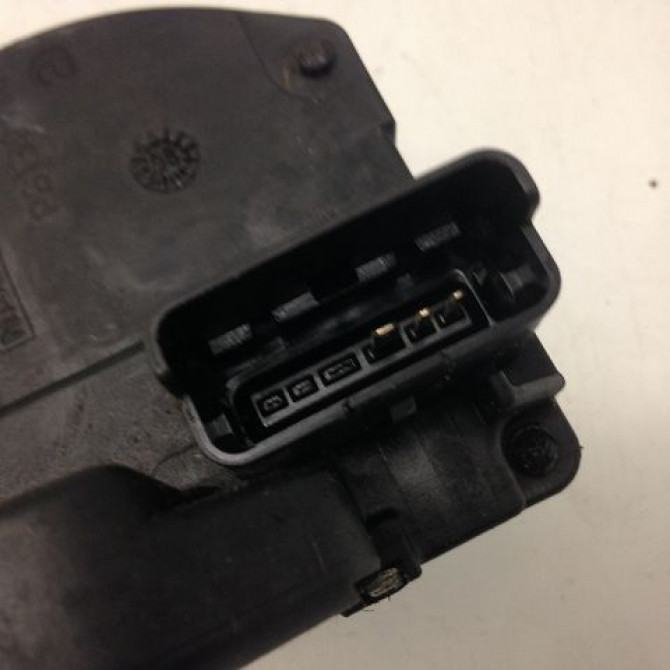 Serrure porte avg occasion NISSAN NOTE I Phase 1 03-2006->03-2009 1.5 DCI 68ch 805019U10C 3