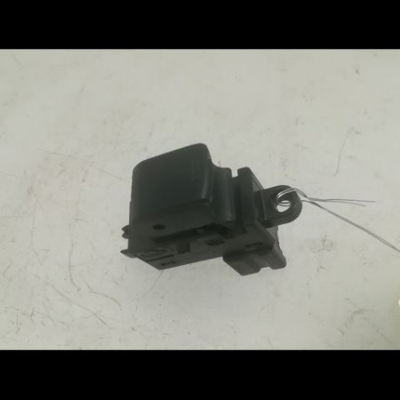 Commande leve-glace porte arrière gauche occasion NISSAN NOTE I phase 2 03-2009->02-2014 1.5 DCI 86ch 25411ED03A