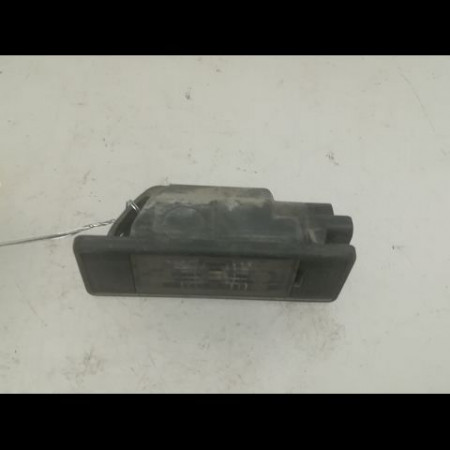 Eclaireur plaque de police g occasion NISSAN NOTE I phase 2 03-2009->02-2014 1.5 DCI 86ch 26510AU300