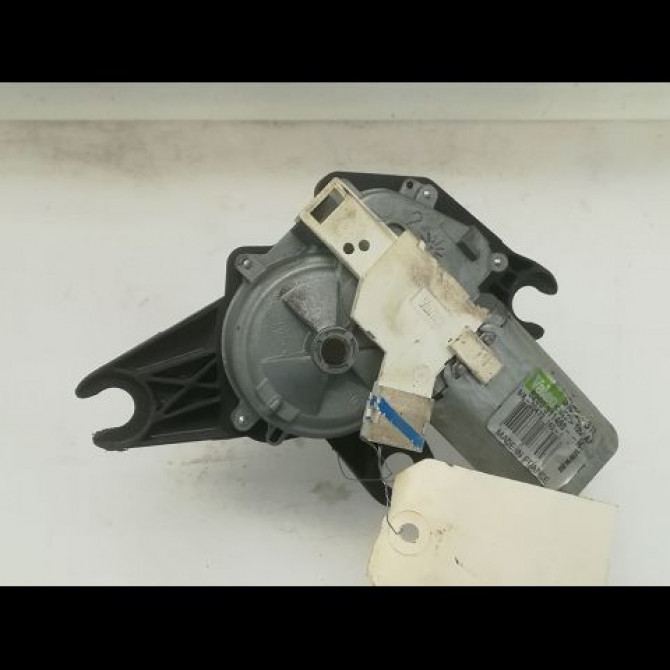Moteur essuie-glace arrière occasion RENAULT TWINGO II Phase 1 06-2007->11-2011 1.5 DCI 75ch 8200311486 2