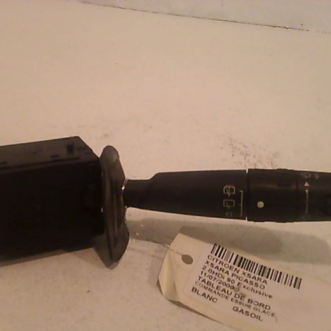 Commande essuie glace occasion CITROEN XSARA Phase 1 02-1998->09-2000 2.0 HDi 90ch 623961 1