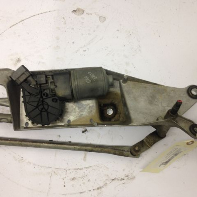 Moteur essuie-glace avant occasion RENAULT MODUS Phase 1 09-2004->12-2007 1.5 DCI 65ch 7701208057 2