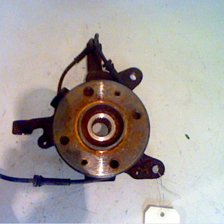 Moyeu avd occasion RENAULT SCENIC I Phase 1 09-1996->08-1999 7701205780