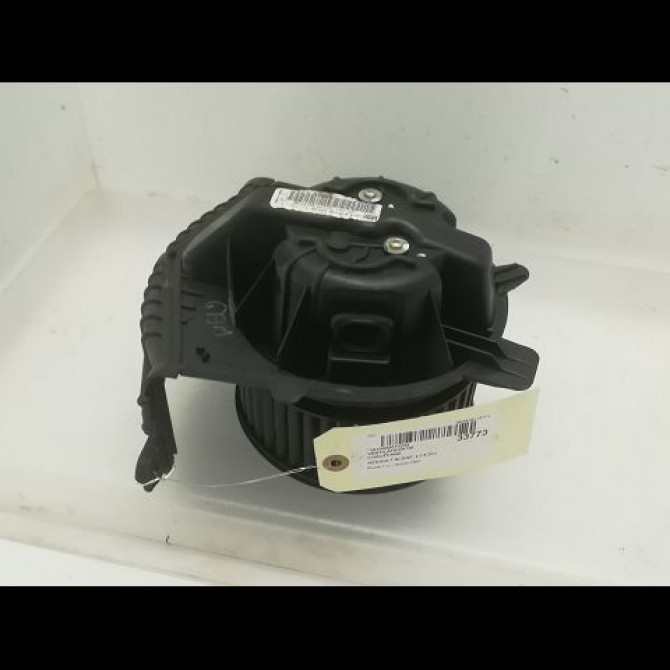 Ventilateur de chauffage occasion RENAULT SCENIC II Phase 1 03-2004->09-2006 1.5 DCI 100ch 7701056598 1