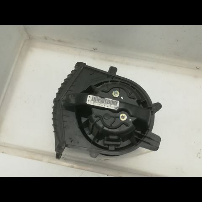 Ventilateur de chauffage occasion RENAULT SCENIC II Phase 1 03-2004->09-2006 1.5 DCI 100ch 7701056598 2