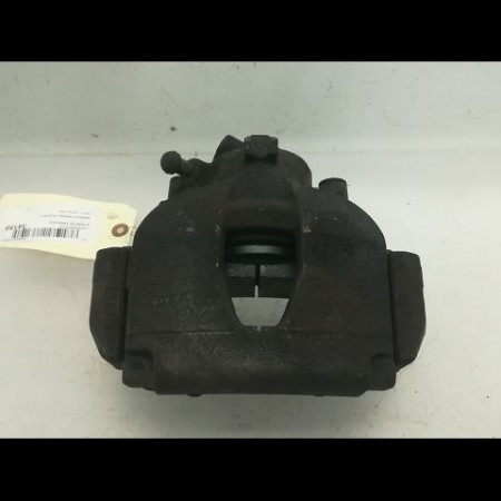 Etrier de frein avant droit occasion RENAULT SCENIC II Phase 2 09-2006->04-2009 1.5 DCI 105ch 7701065279