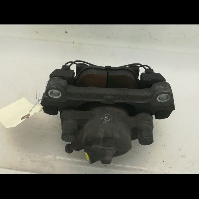 Etrier de frein avant droit occasion RENAULT SCENIC II Phase 2 09-2006->04-2009 1.5 DCI 105ch 7701065279 2