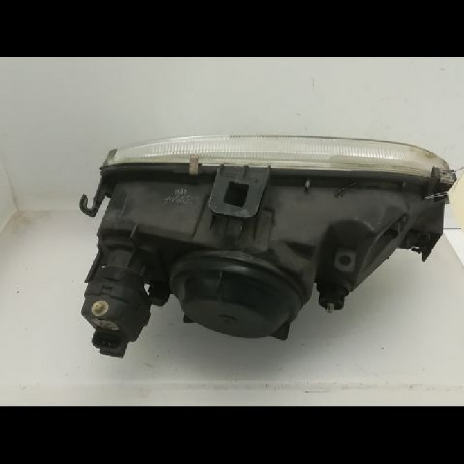 Phare gauche occasion RENAULT MEGANE I Phase 1 11-1995->03-1999 1.6 260605784R 2