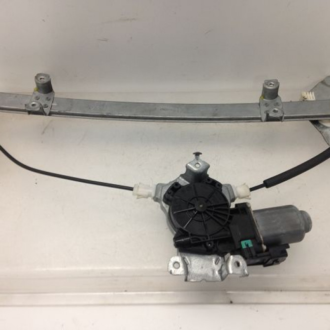 Mecanisme+moteur leve-glace avg occasion NISSAN NOTE I Phase 1 03-2006->03-2009 1.5 DCI 68ch 807019U10D 1