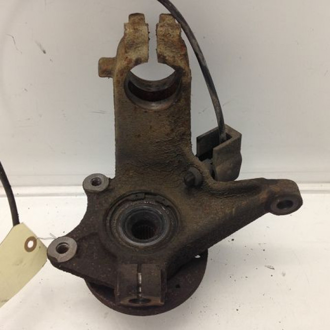 Moyeu avd occasion PEUGEOT 206 Phase 1 09-1998->03-2009 1.1i 335032 2