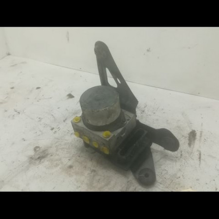 Unité hydraulique ABS occasion RENAULT MEGANE II Phase 1 09-2003->12-2005 1.9 DCI 120ch 7701067590
