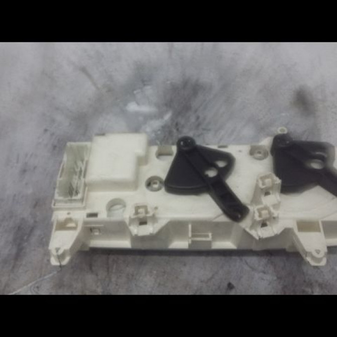 Commande de chauffage occasion RENAULT SCENIC I Phase 1 09-1996->08-1999 1.6i 90ch 2