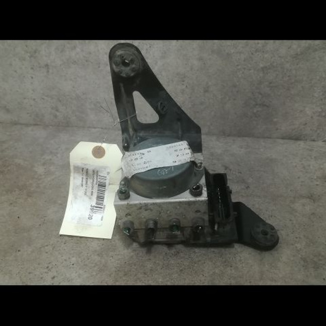 Unité hydraulique ABS occasion RENAULT SCENIC II Phase 1 03-2004->09-2006 1.5 DCI 105ch 7701067590 1