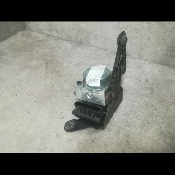 Unité hydraulique ABS occasion RENAULT SCENIC II Phase 1 03-2004->09-2006 1.5 DCI 105ch 7701067590 2