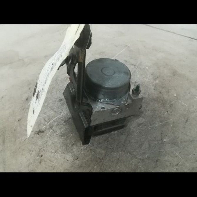 Unité hydraulique ABS occasion RENAULT MEGANE II Phase 2 01-2006->06-2009 1.5 DCI 85ch 7701067590 2