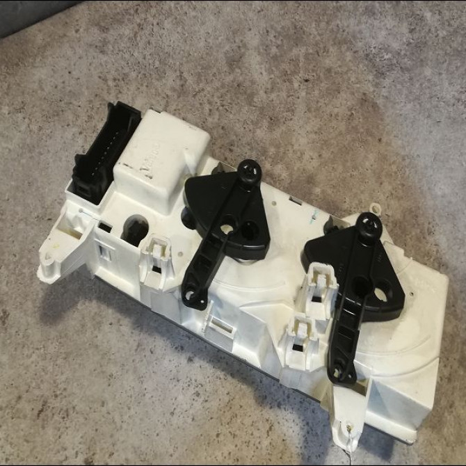 Commande de chauffage occasion RENAULT SCENIC I Phase 1 09-1996->08-1999 1.9 DTI 100ch 2