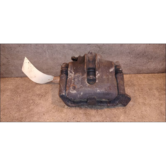 Etrier de frein avant droit occasion RENAULT LAGUNA I Phase 1 01-1994->04-1998 2.2 D 7701203660 1