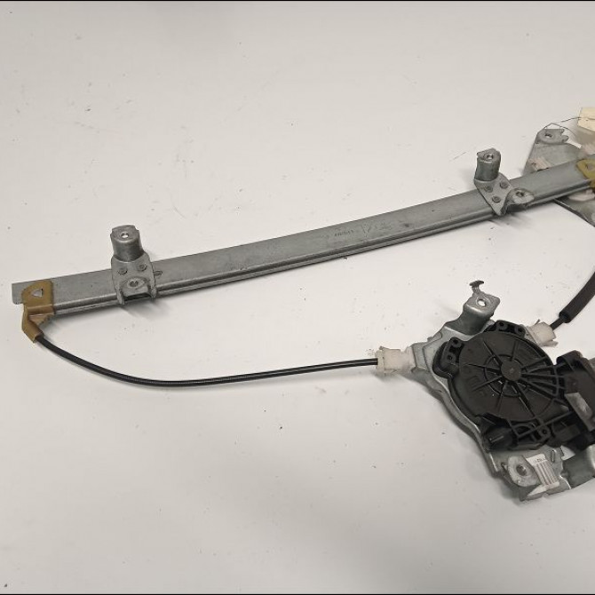 Mecanisme+moteur leve-glace avg occasion NISSAN NOTE I Phase 1 03-2006->03-2009 1.4i 88ch 807019U10D 1