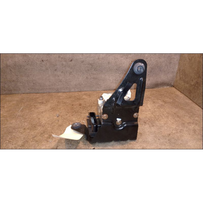 Unité hydraulique ABS occasion RENAULT SCENIC II Phase 2 09-2006->04-2009 1.6i 16v 7701067590 3