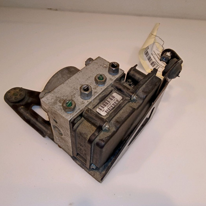 Unité hydraulique ABS occasion RENAULT SCENIC II Phase 2 09-2006->04-2009 1.9 DCI 130ch 7701067590 1