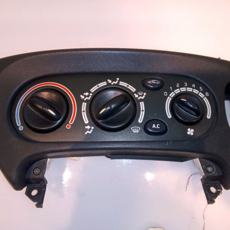 Commande de chauffage occasion RENAULT SCENIC I Phase 1 09-1996->08-1999 1.9 DTI 100ch