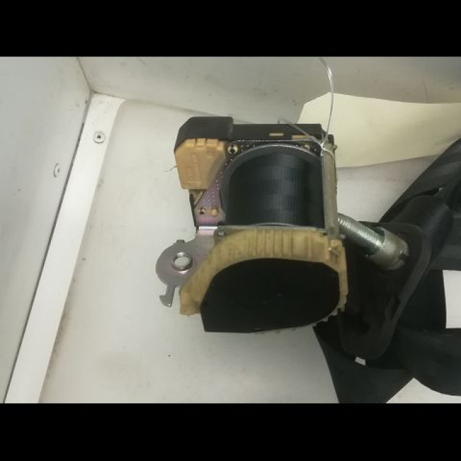 Ceinture arrière droite occasion RENAULT TWINGO II Phase 1 06-2007->11-2011 1.2i 16v 75ch 8200813029 2