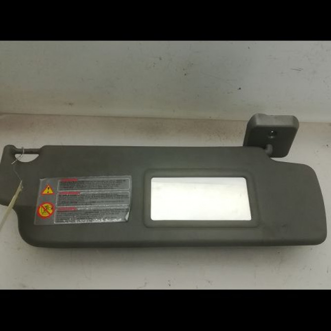 Pare-soleil droit occasion RENAULT TWINGO I Phase 3 08-2000->06-2007 1.2i 16v 7700424699 2