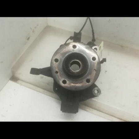 Moyeu avd occasion RENAULT SCENIC III Phase 1 04-2009->11-2011 1.9 DCI 130ch 402101877R