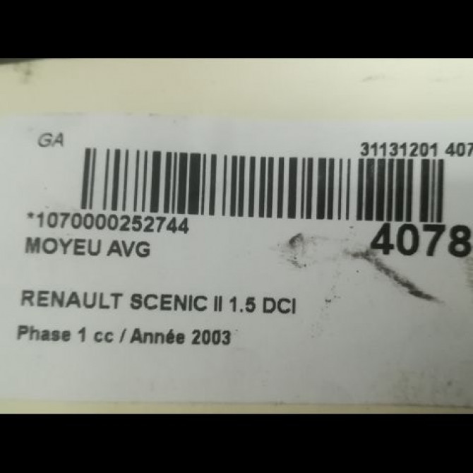 Moyeu avg occasion RENAULT SCENIC II Phase 1 03-2004->09-2006 1.5 DCI 80ch 7701210111 3