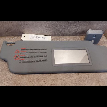 Pare-soleil droit occasion RENAULT TWINGO I Phase 3 08-2000->06-2007 1.2i 8v 60ch 8200190789