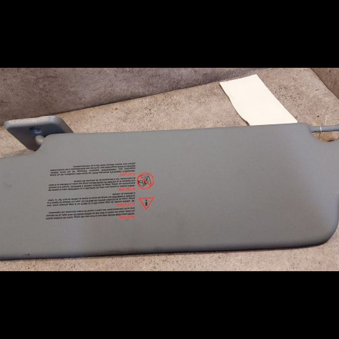 Pare-soleil droit occasion RENAULT TWINGO I Phase 3 08-2000->06-2007 1.2i 8v 60ch 8200190789 2