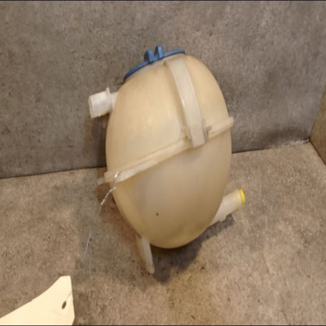 Vase expansion occasion VOLKSWAGEN POLO IV Phase 1 01-2002->05-2005 1.2 65ch 6Q0121407D 1