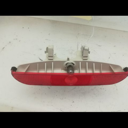 Feux stop supplementaire occasion MAZDA 3 I phase 2 07-2006->06-2009 1.6 D 110ch B32L51580B
